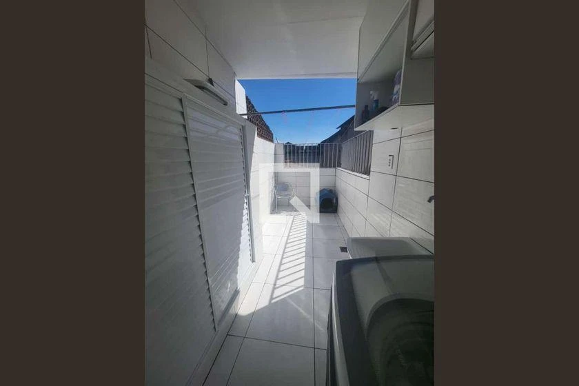 Washing machine in a 2-bedroom apartment, 102 m² — photo 13