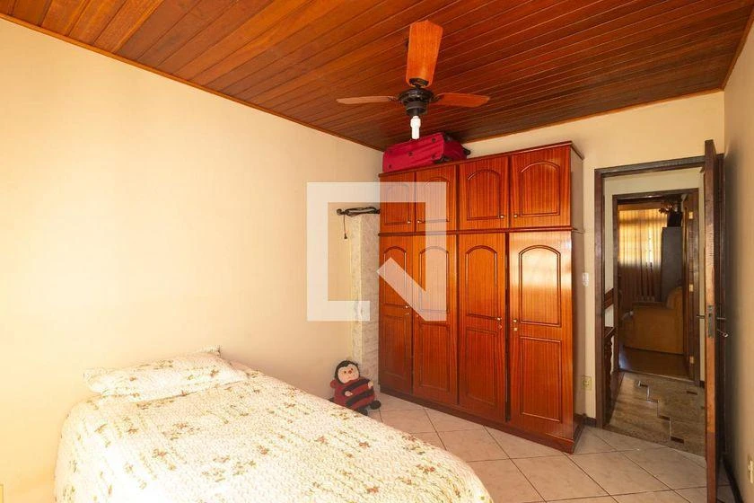 5-bedroom house with a mountain view in Rio de Janeiro — photo 30