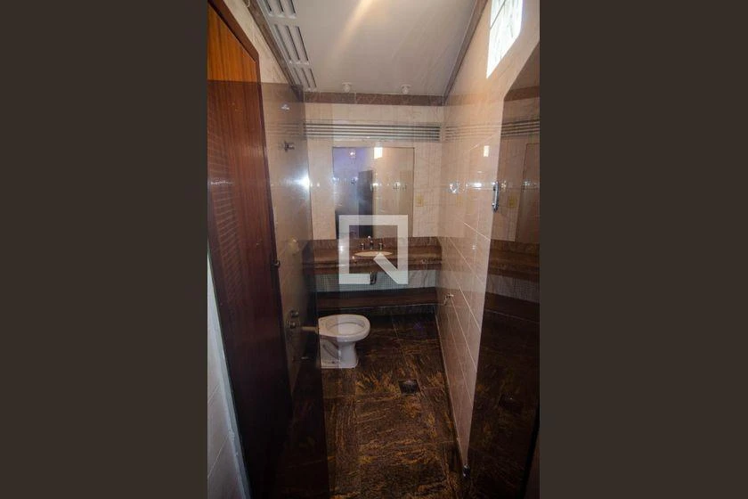 Apartamento com 4 quartos e 165 m², cozinha a gás — photo 18