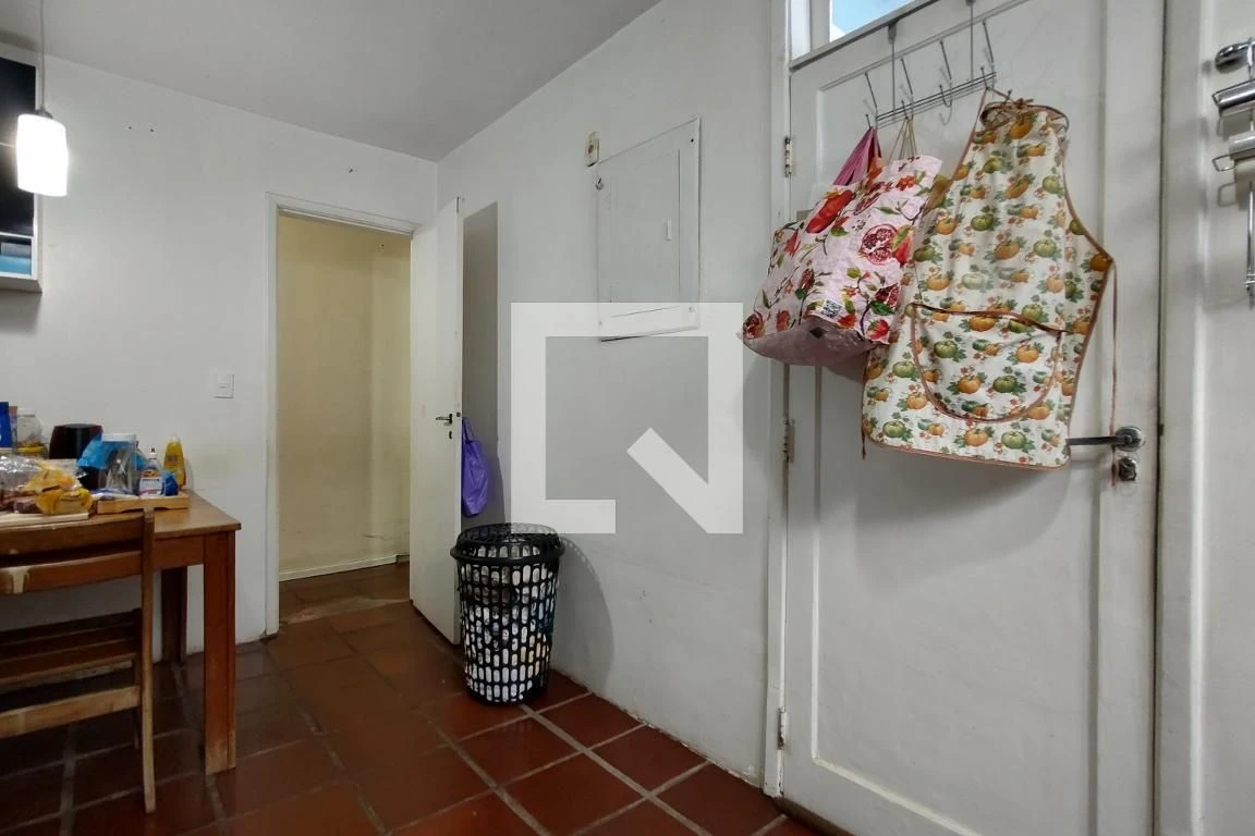 Furnished house with 3 bedrooms, private garden and 2 spots — photo 14