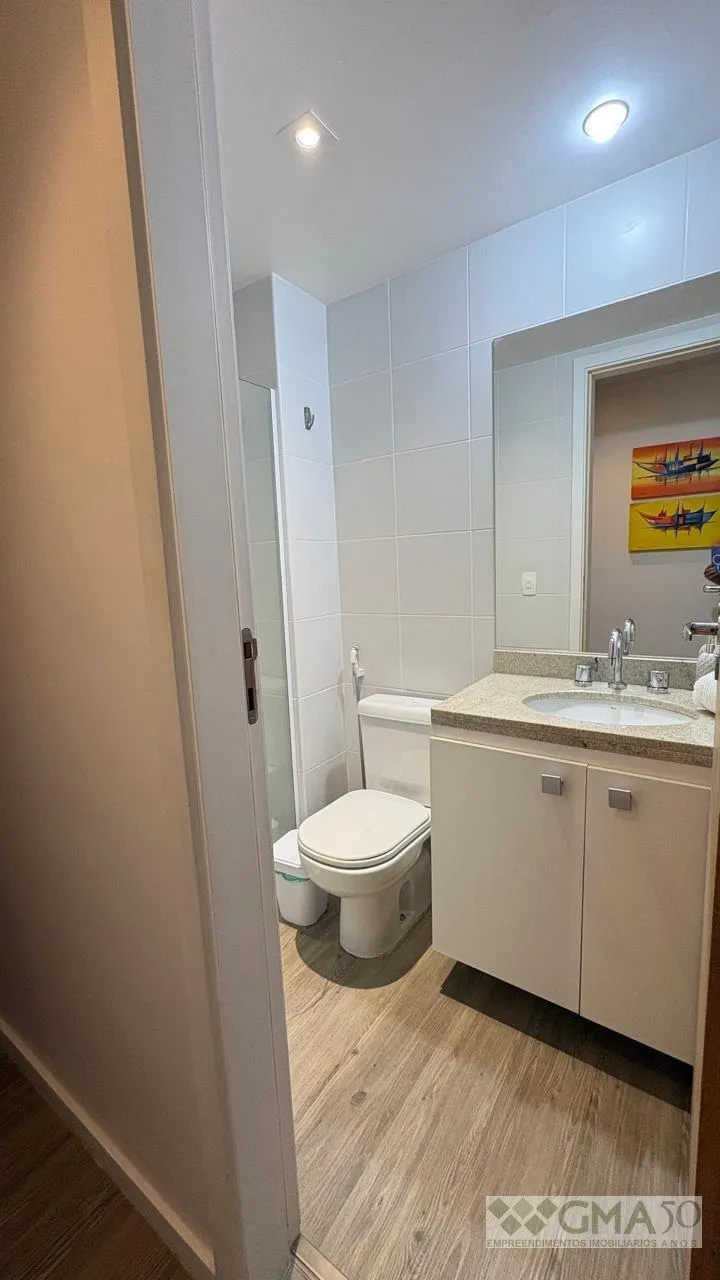 Apartamento com 2 quartos, 2 banheiros e varanda — photo 5