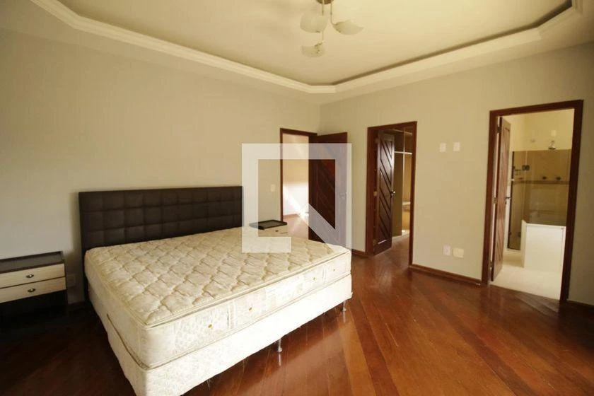 Casa de 700 m² com 3 quartos e 4 banheiros — photo 24