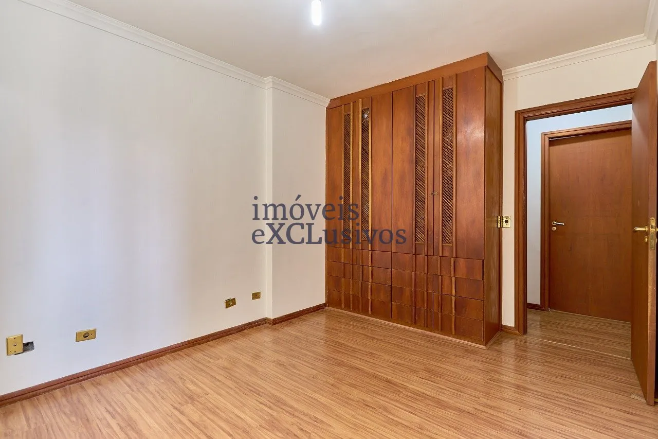 450 m² apartment with 4 bedrooms and 3 parking spaces — photo 21