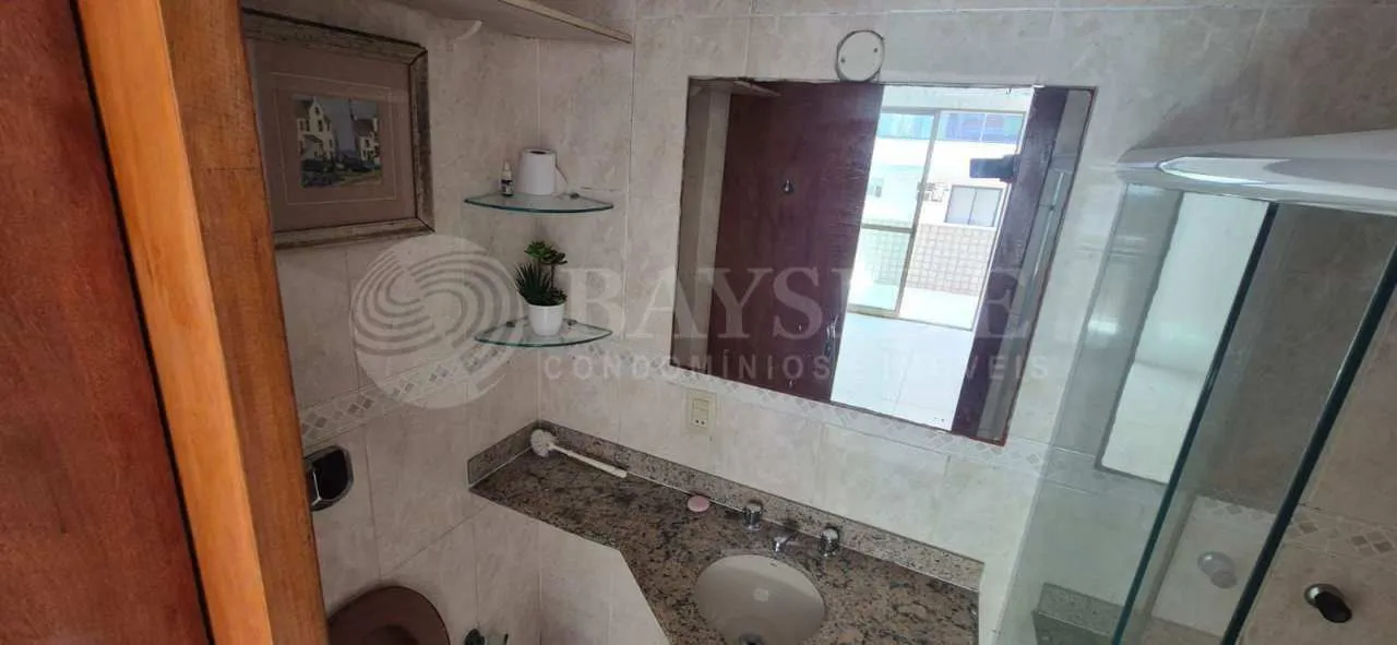 2-bedroom apartment with balcony and laundry area — photo 13
