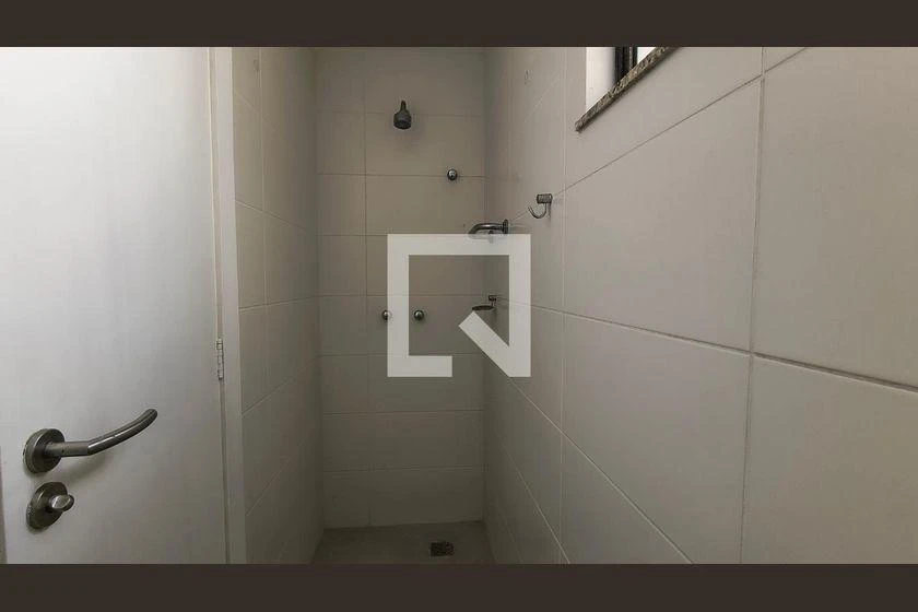 Rental apartment with 3 en-suite bedrooms and 179 m² — photo 12
