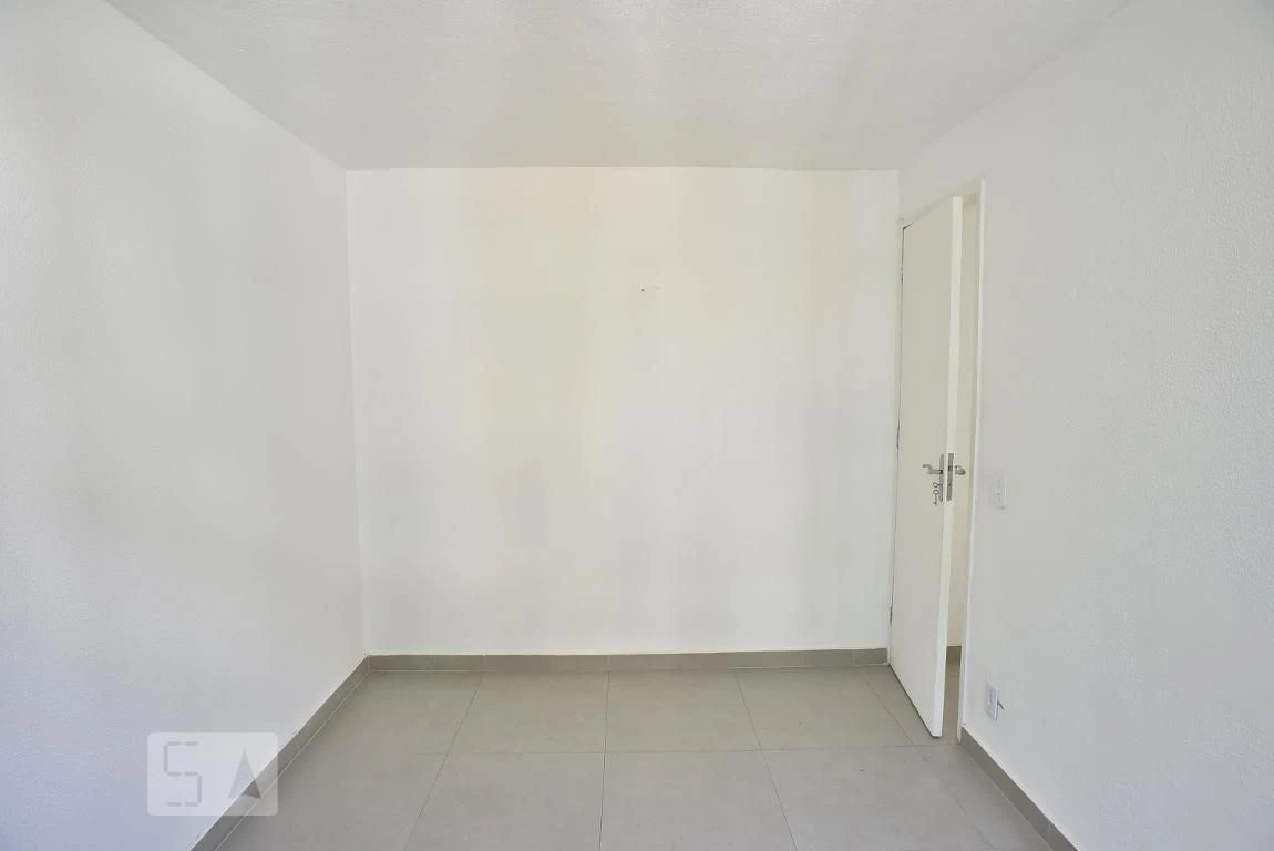 2-bedroom apartment with a washing machine — photo 30