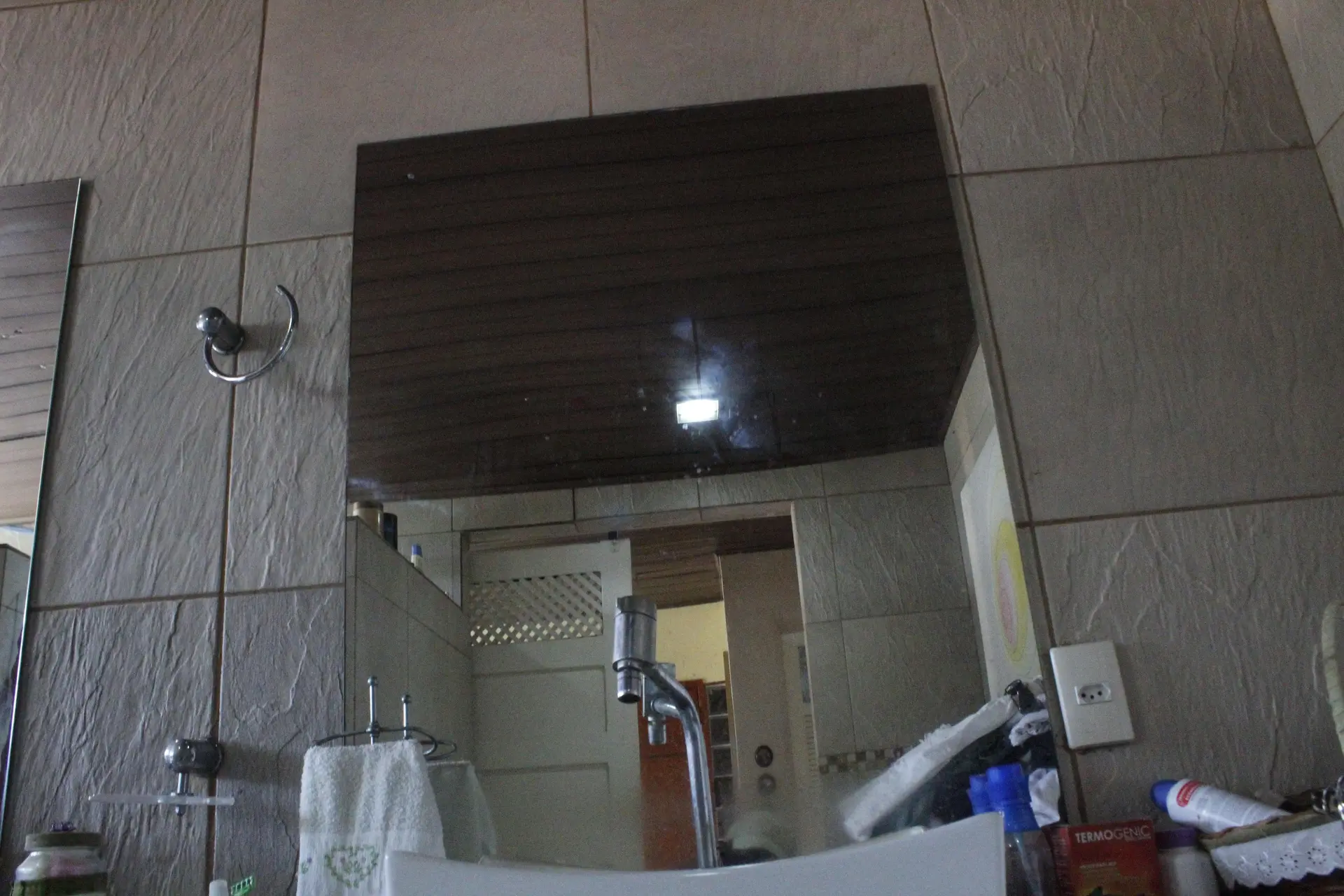 Furnished 4-bedroom house with private balcony — photo 61