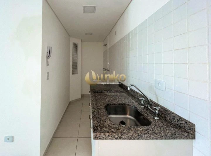 1-bedroom apartment with built-in kitchen cabinets — photo 6