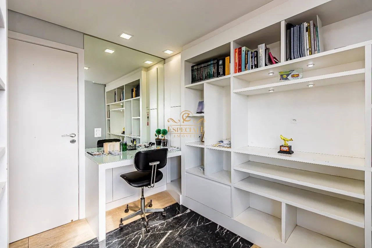 Furnished triplex penthouse with 4 en-suite bedrooms — photo 36
