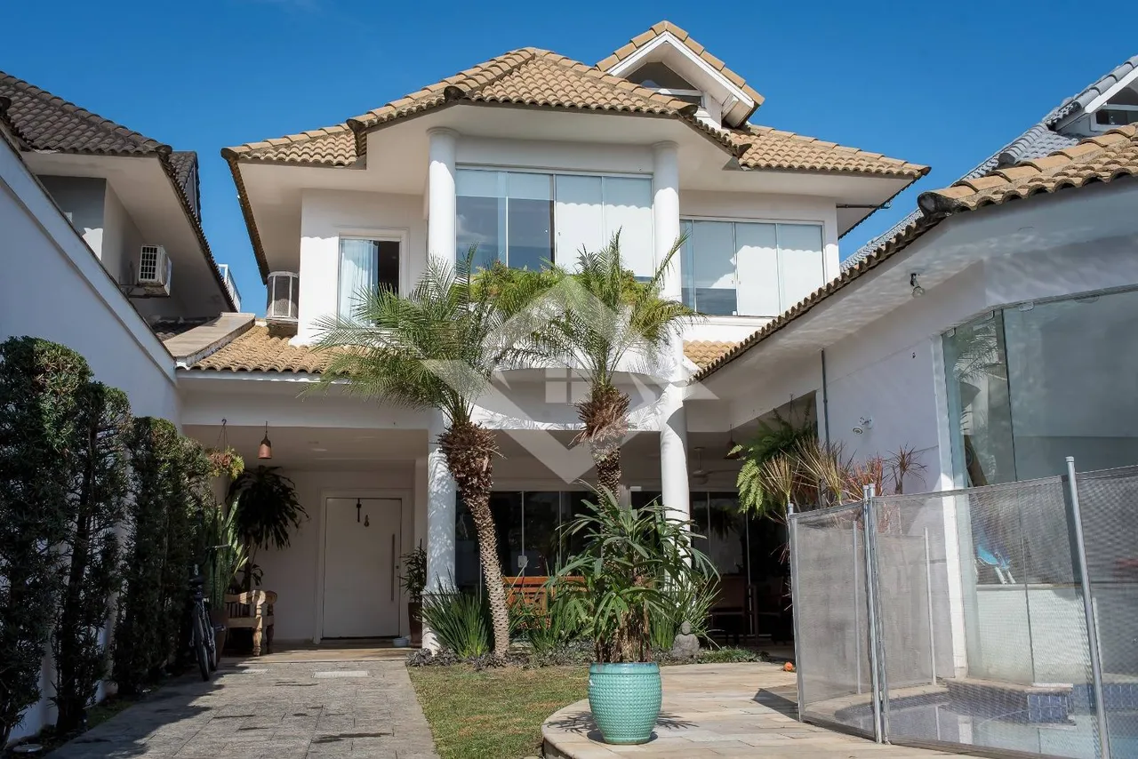 Triplex house 360 m² with 5 bedrooms and balcony grill — photo 5