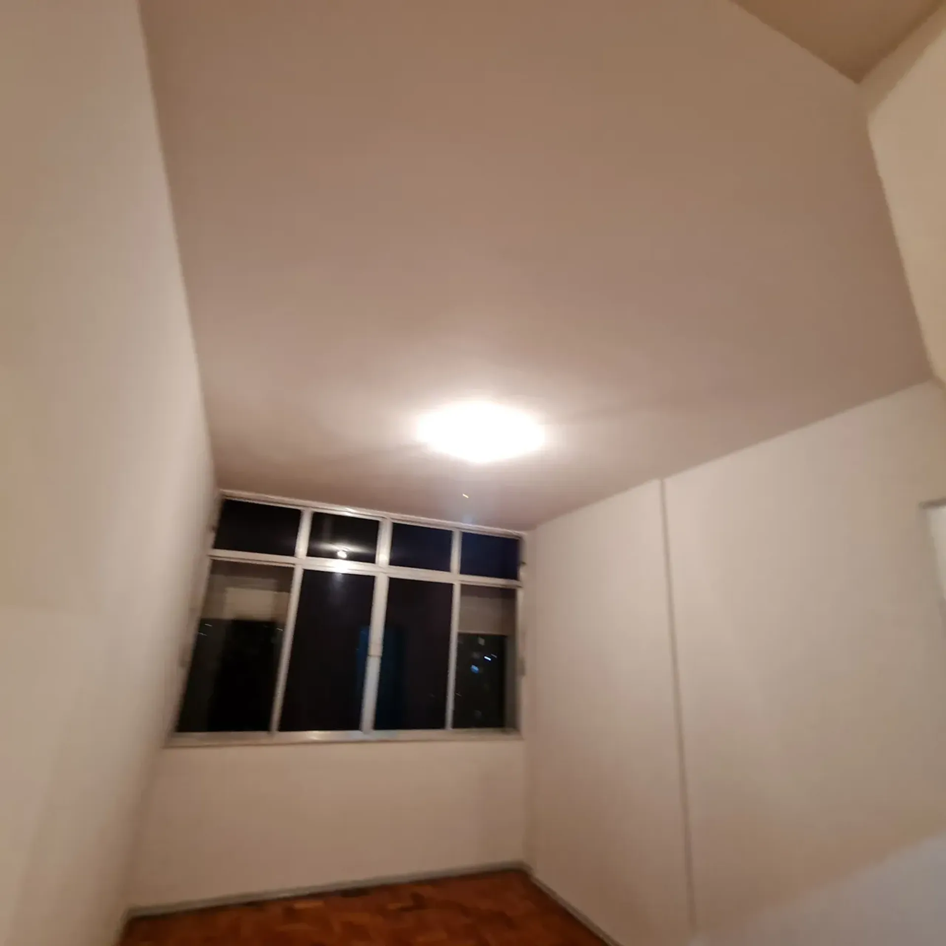 Apartment on the 9th floor with wood or laminate floors — photo 25