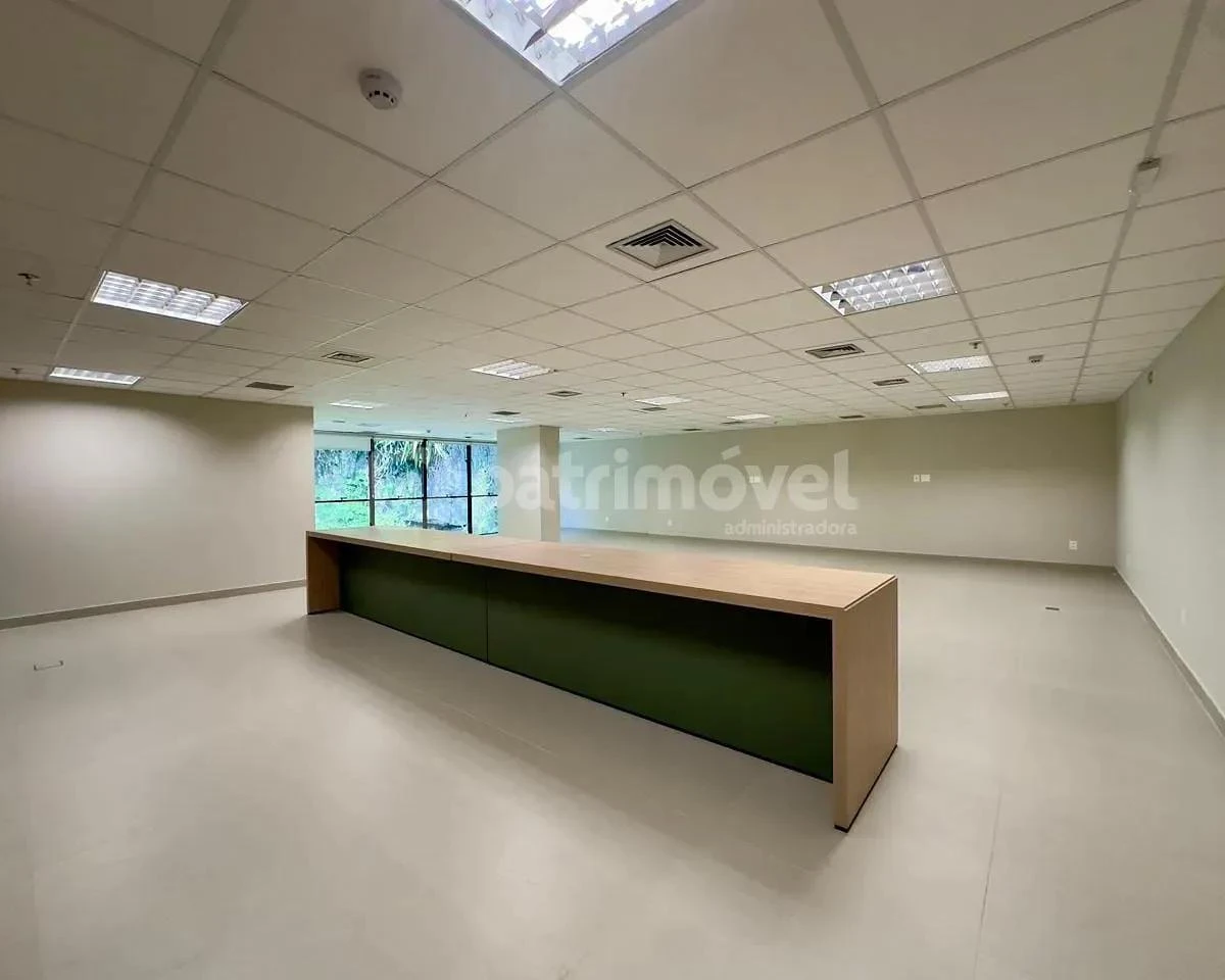 Немеблированная квартира 780 м²: 1 спальня и 6 санузлов — photo 19