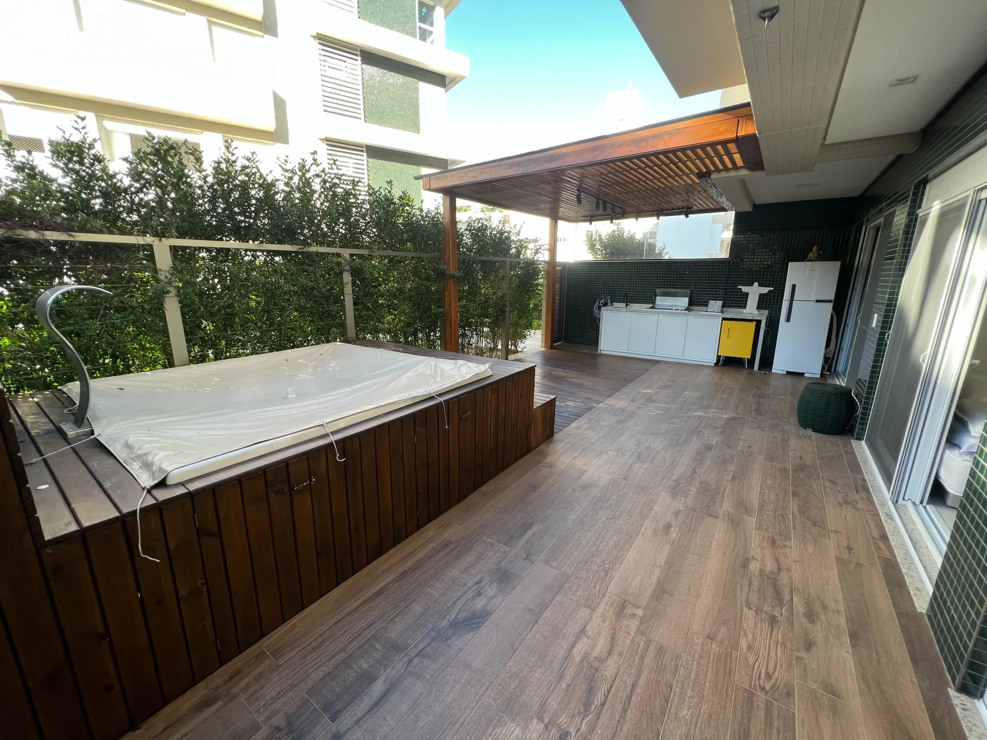 Меблированная квартира Garden с 2 спальнями и 3 санузлами — photo 26