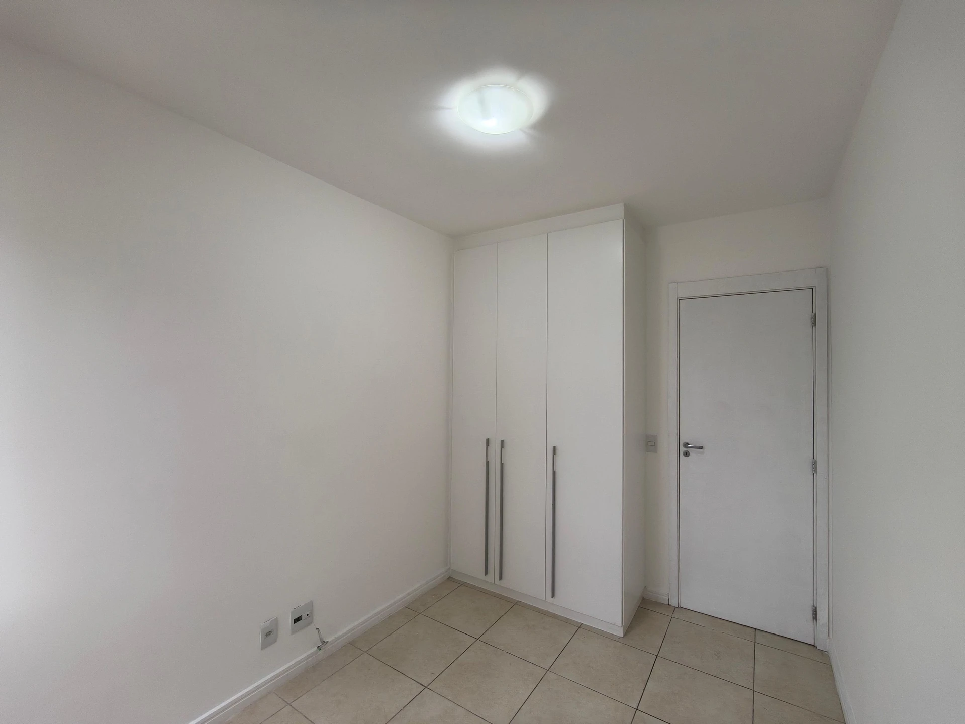 Apartamento de aluguel com 2 quartos e varanda — photo 2