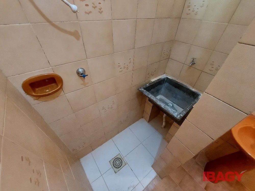 38 m² 1-bedroom apartment with no parking — photo 9