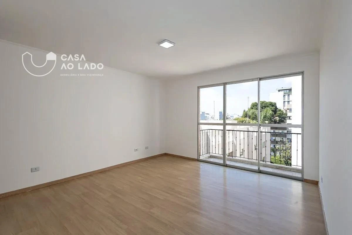 114 m² apartment with 3 bedrooms, balcony and 1 parking spot