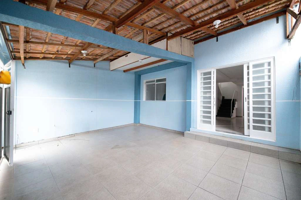 House for rent with 3 bedrooms, 2 bathrooms, 2 parking spots — photo 4