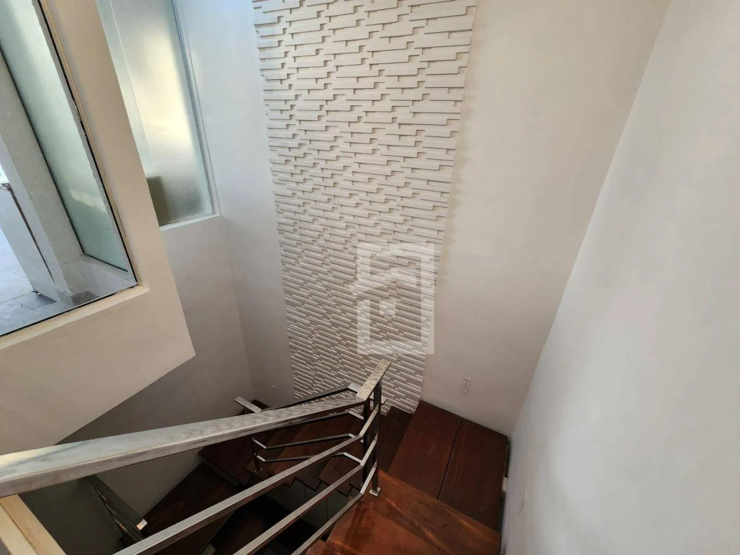 Duplex penthouse with 5 bedrooms and 5 bathrooms — photo 35