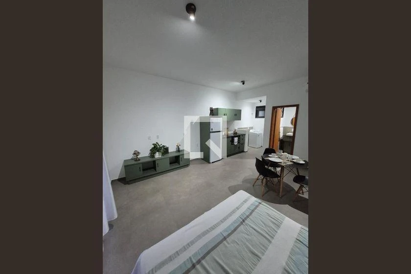 Furnished studio, 37 m², with a washing machine — photo 4