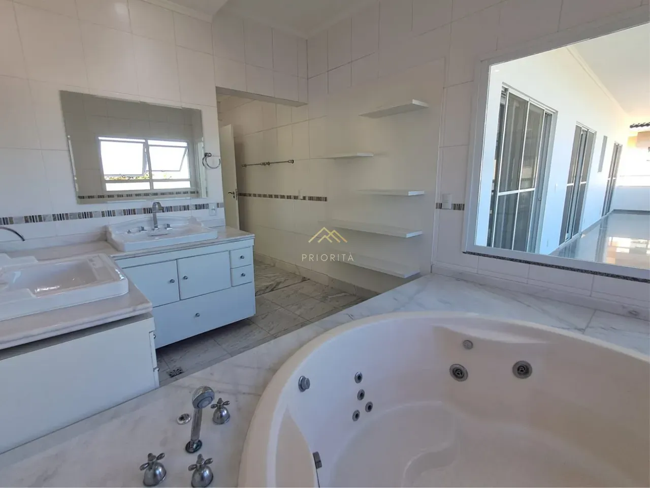 Casa em condomínio fechado com 6 quartos e 13 banheiros — photo 45