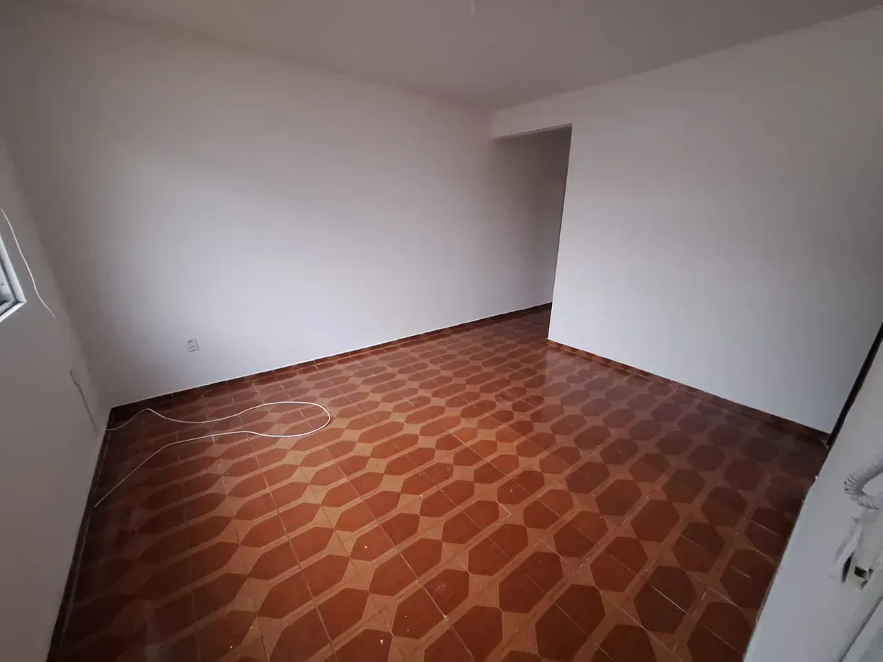 Rental apartment with no parking, 1 bedroom and 1 bathroom — photo 6