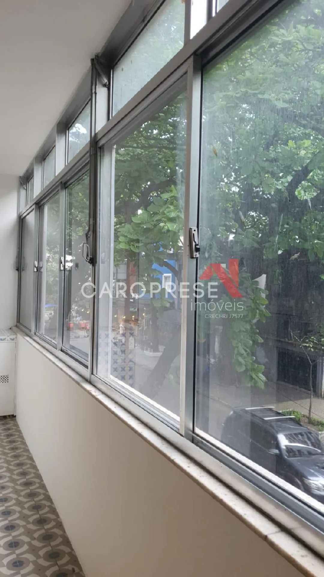 Apartment, 80 m², with wood or laminate floors — photo 4