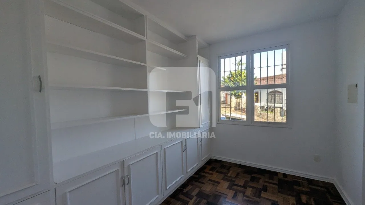House with 6 bedrooms, en-suite and parking for 6 — photo 17