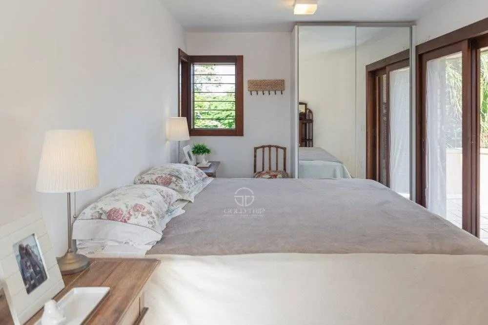 Casa mobiliada com 6 quartos e 3 suítes — photo 14