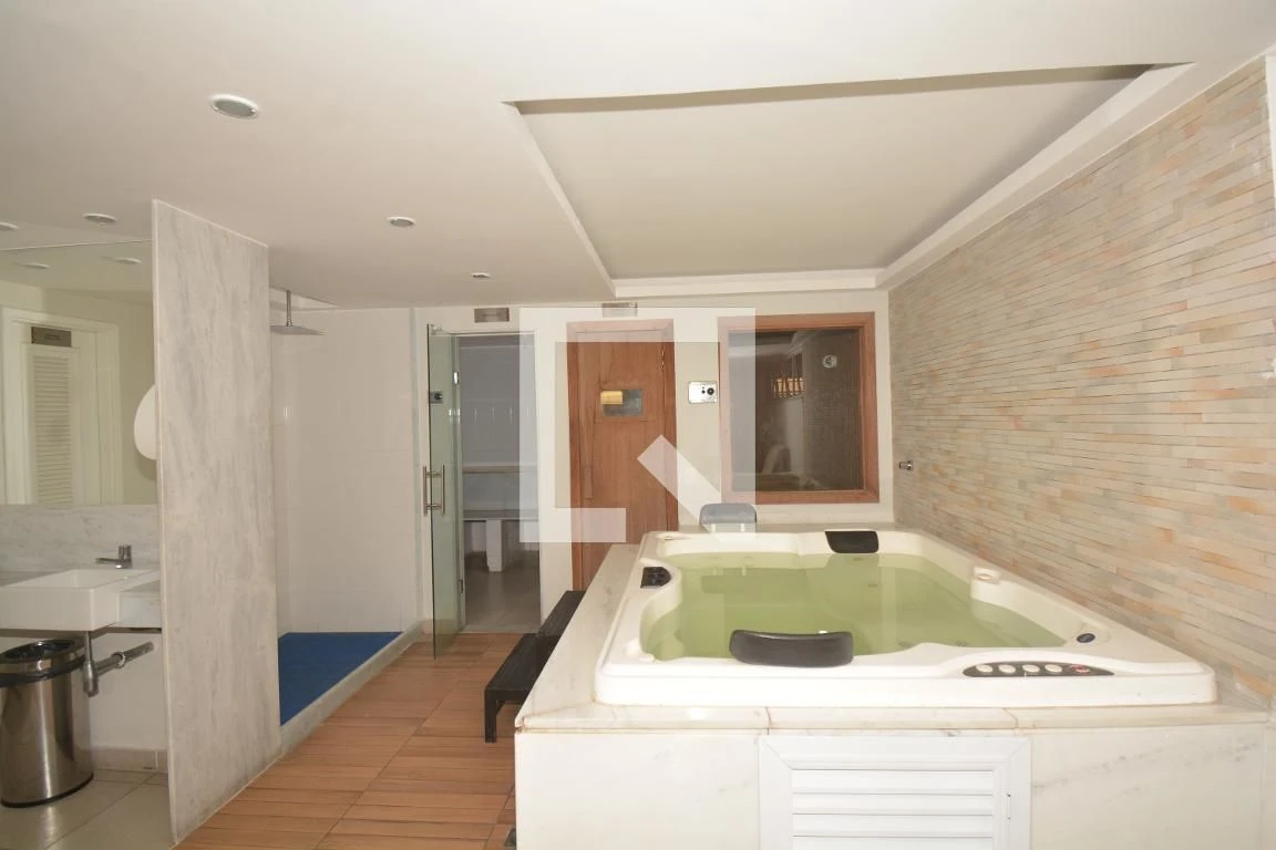 65 m² apartment with a mountain view and a private pool — photo 57