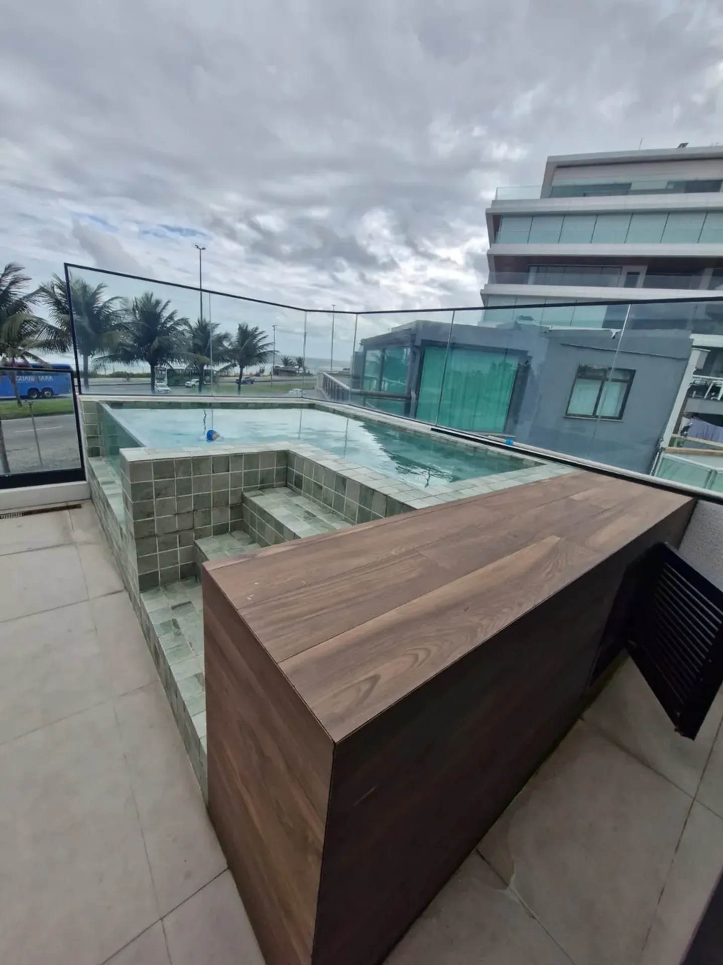 Furnished house, 280 m², with a water view — photo 5