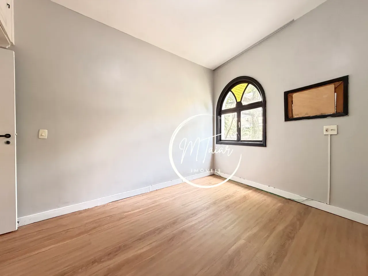 Рабочее место и 4 спальни: квартира 145 м² — photo 9