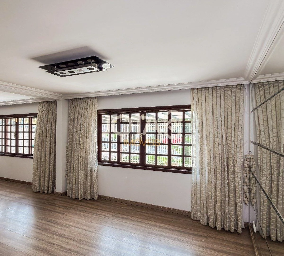Ванна та 3 спальні: будинок 300 м² — photo 16