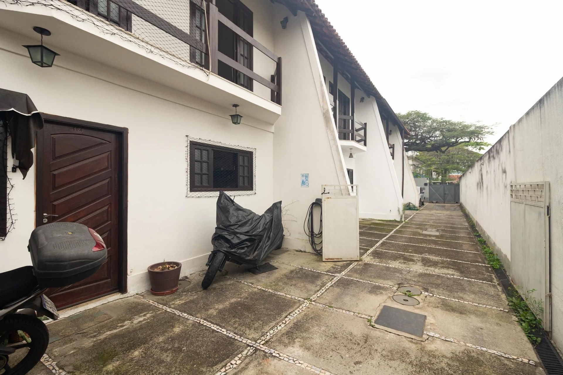 Casa amueblada con 2 dormitorios y parrilla en el balcón — photo 37