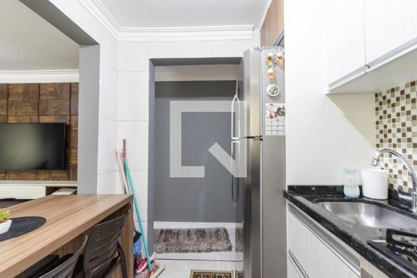 Furnished 2-bedroom apartment with private BBQ — photo 23