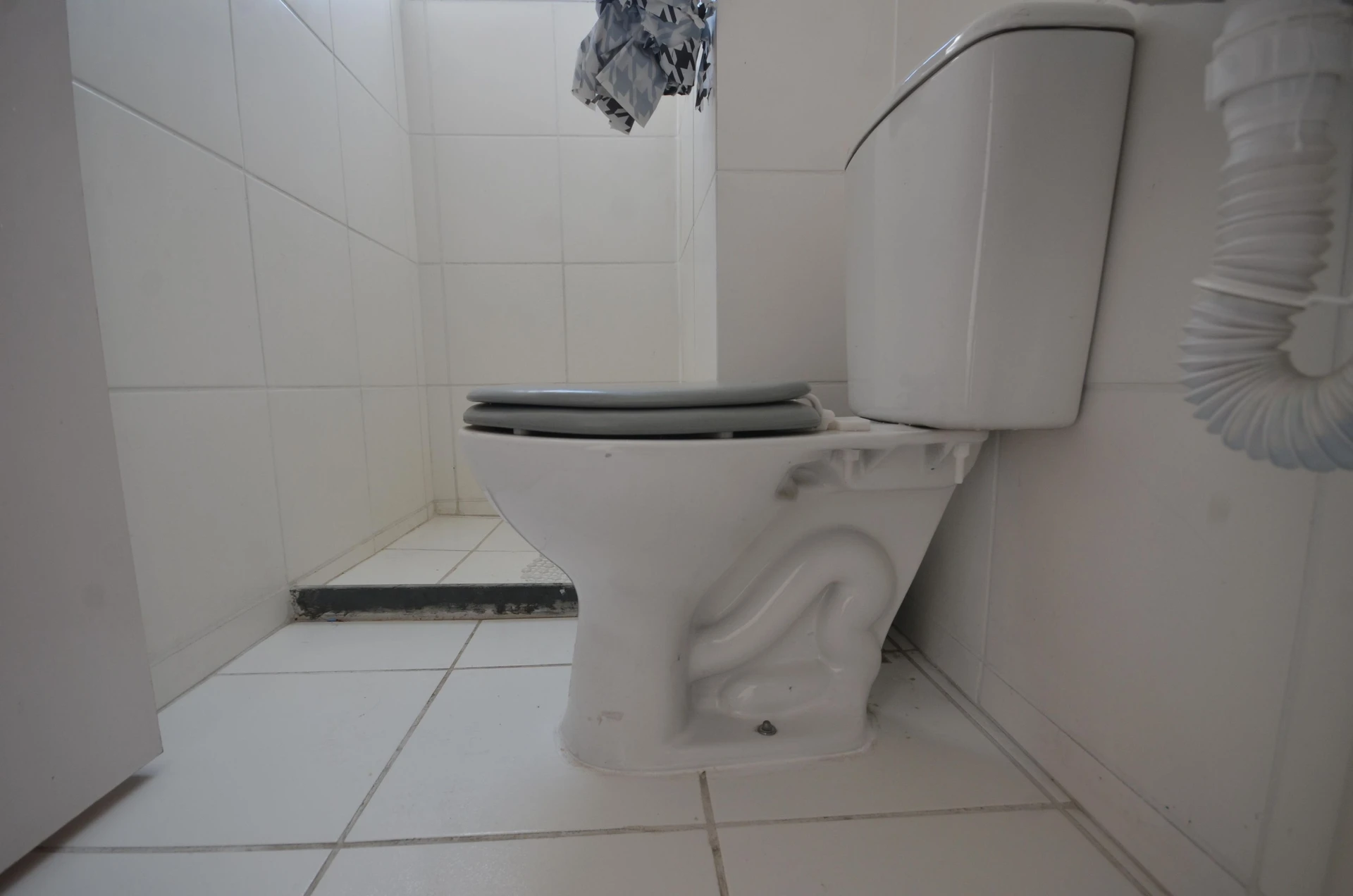 2-bedroom apartment with a private garden — photo 13