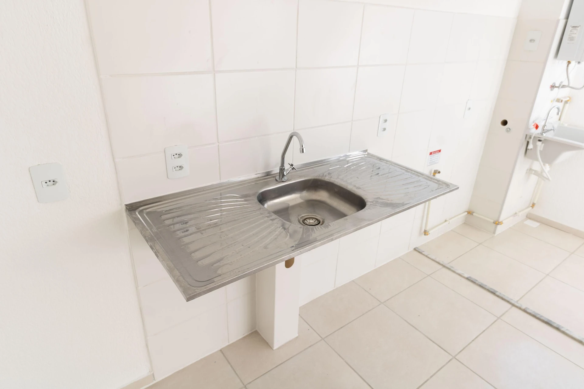Apartamento de 2 quartos em condomínio com academia — photo 10