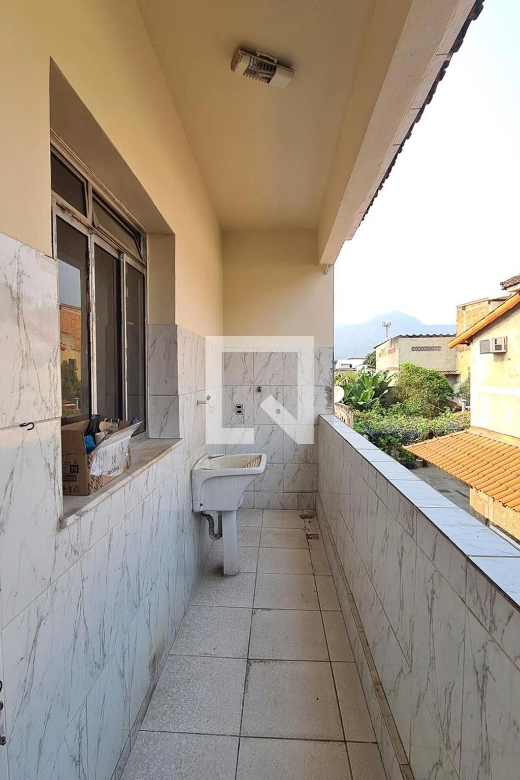 Apartamento para alugar com 2 quartos e cozinha fechada — photo 2