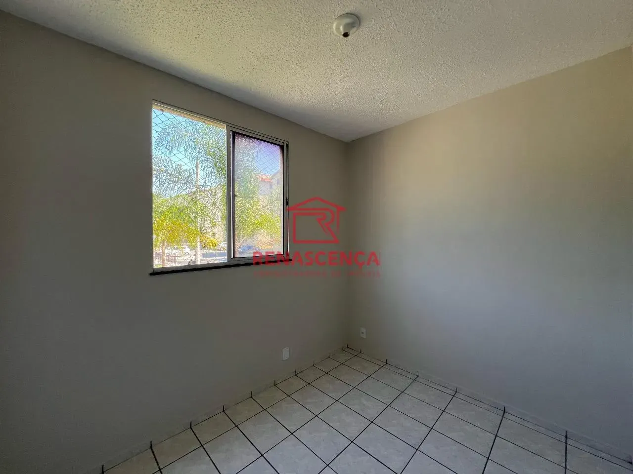 2-bedroom apartment in a building with a pool — photo 19