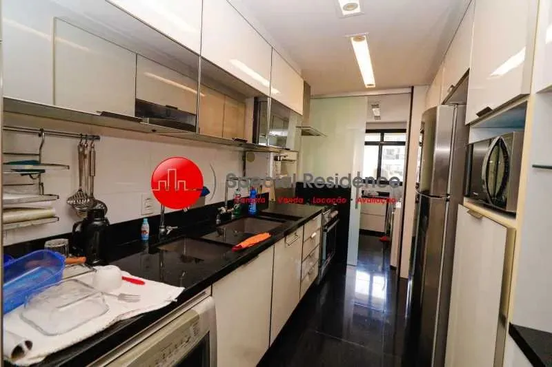 Furnished apartment with 4 bedrooms and 5 bathrooms — photo 5