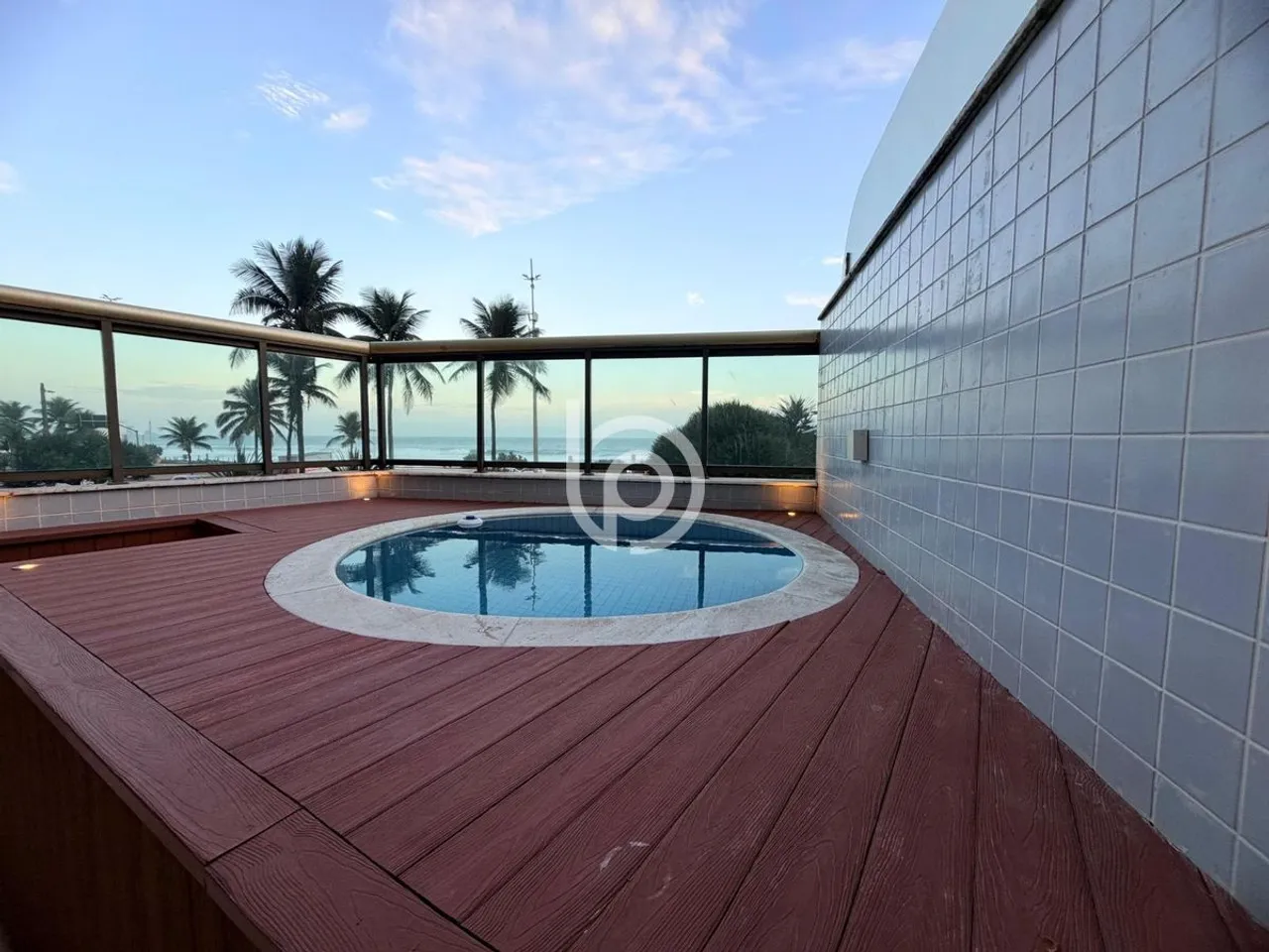 Furnished 2-bedroom apartment with 2 bathrooms and balcony — photo 15