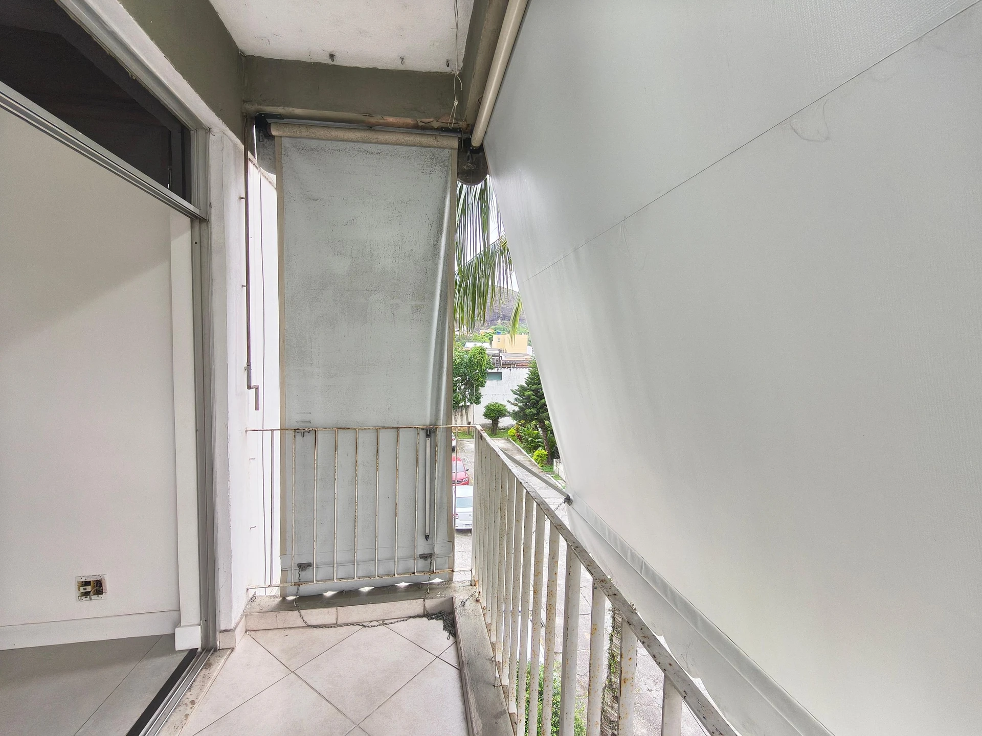 3-bedroom apartment with a park view — photo 29