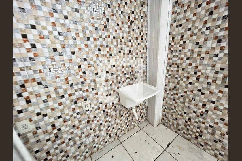 Casa para alugar sem mobília com 4 quartos e 1 banheiro — photo 46