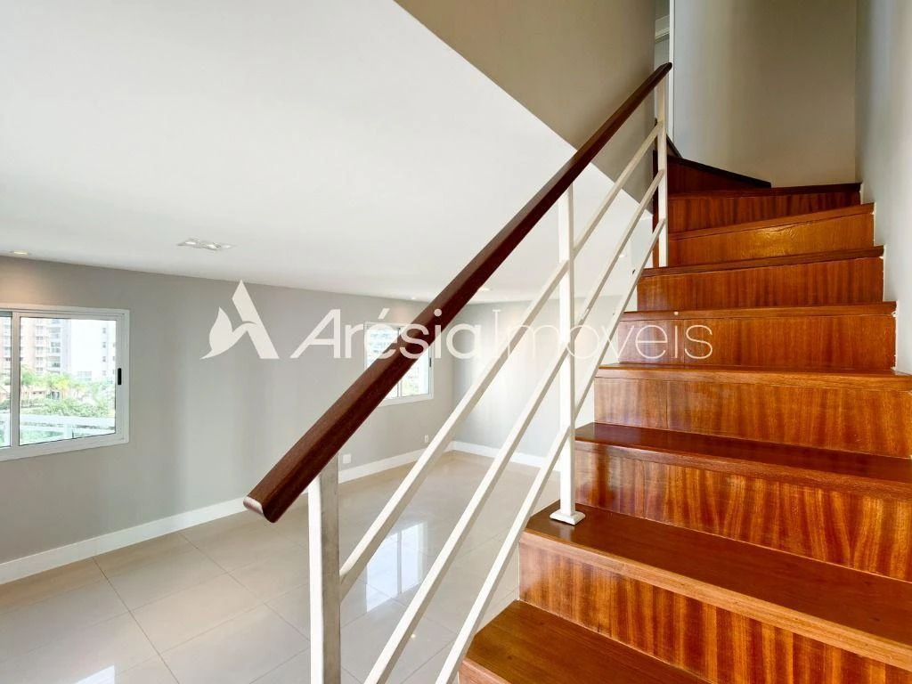 Apartamento com 3 dormitórios e varanda envidraçada — photo 9