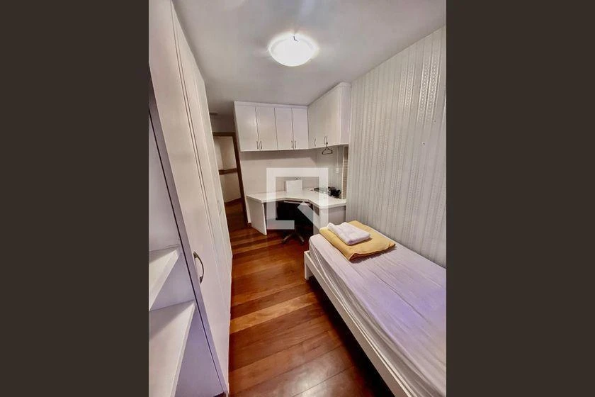 Furnished 190 m² apartment with 3 en-suite bedrooms — photo 9