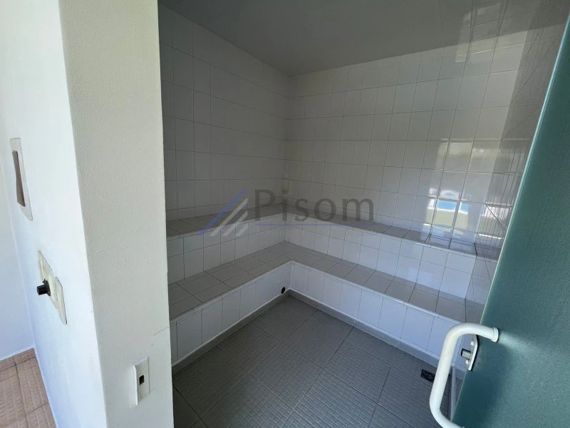 Casa de 6 quartos com ar-condicionado e 1500 m² — photo 27