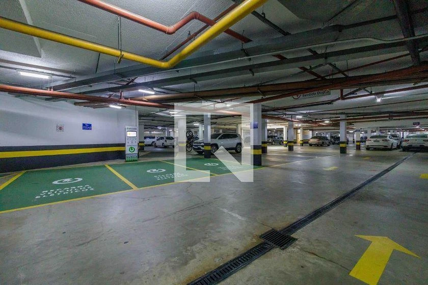 Apartamento mobiliado, 99 m², com janelas do piso ao teto — photo 14
