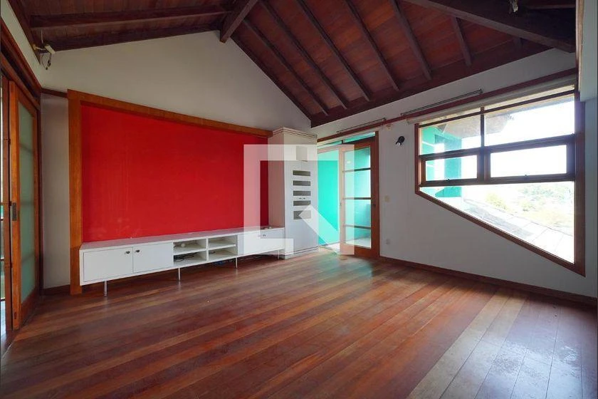 Панорамные окна и 7 спален: дом 700 м² — photo 31