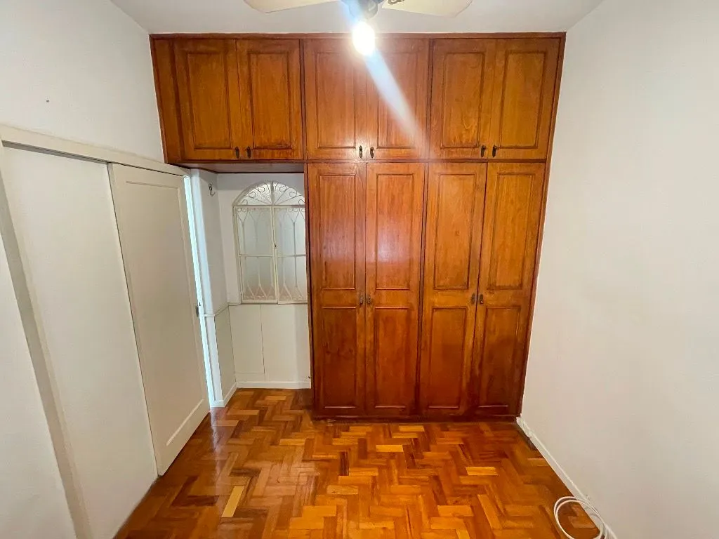 Wood or laminate floors in a 2-bedroom apartment, 75 m² — photo 14
