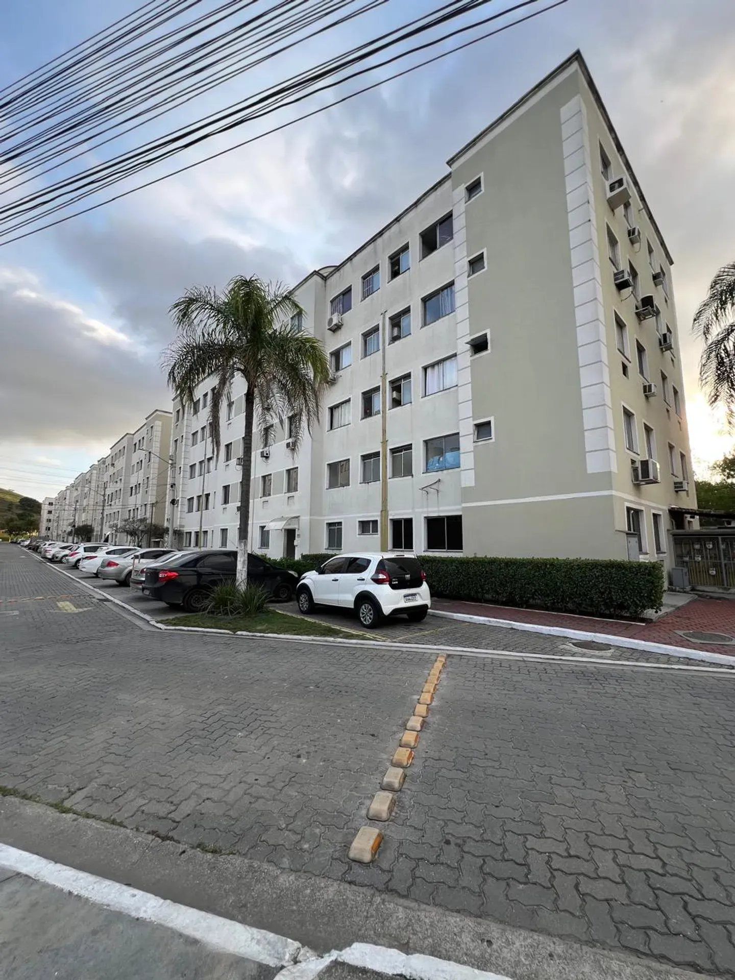 Apartamento mobiliado de 2 quartos em condomínio com piscina — photo 12
