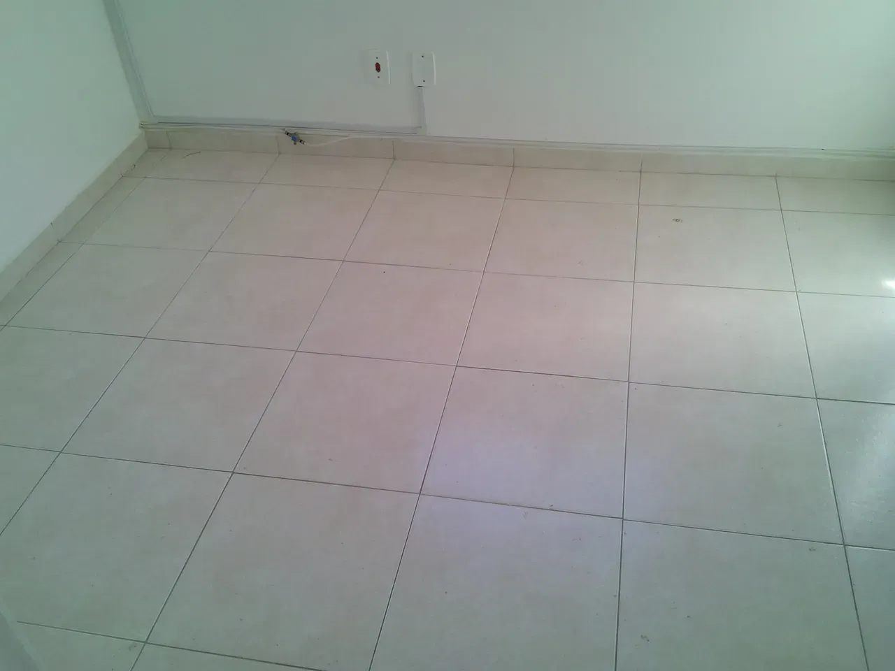 Unfurnished apartment with 2 bedrooms and 1 bathroom — photo 22
